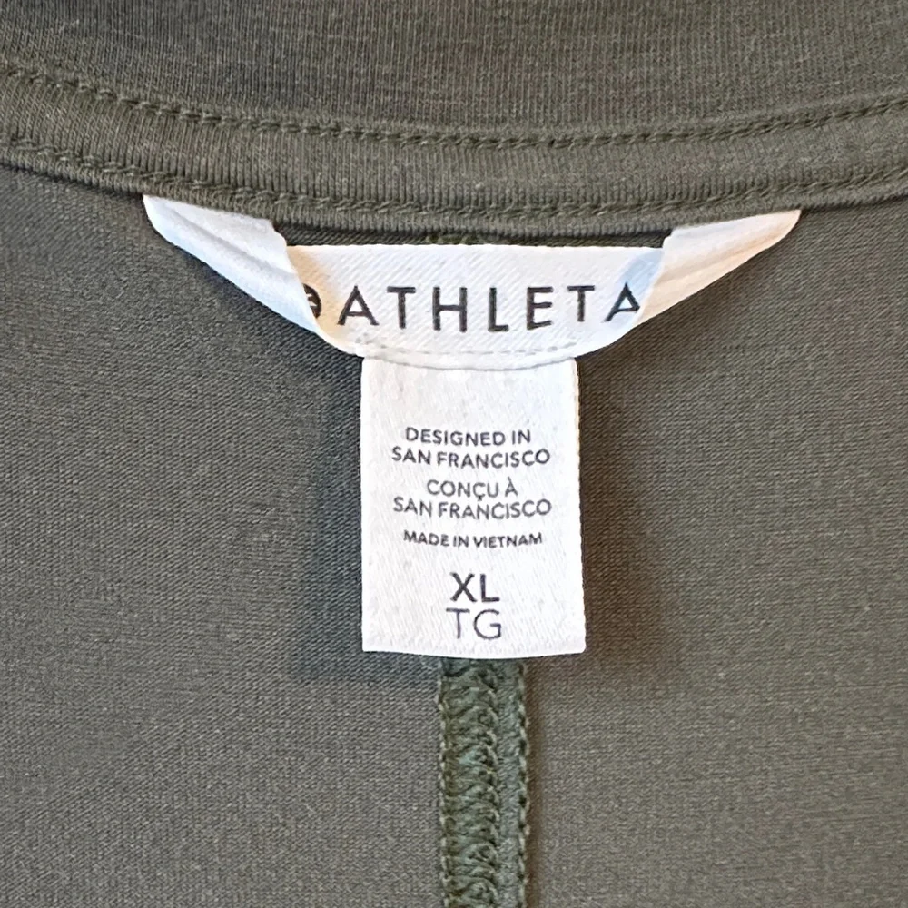 Athleta Cloudlight Stratus Tee - Picture 2 of 3